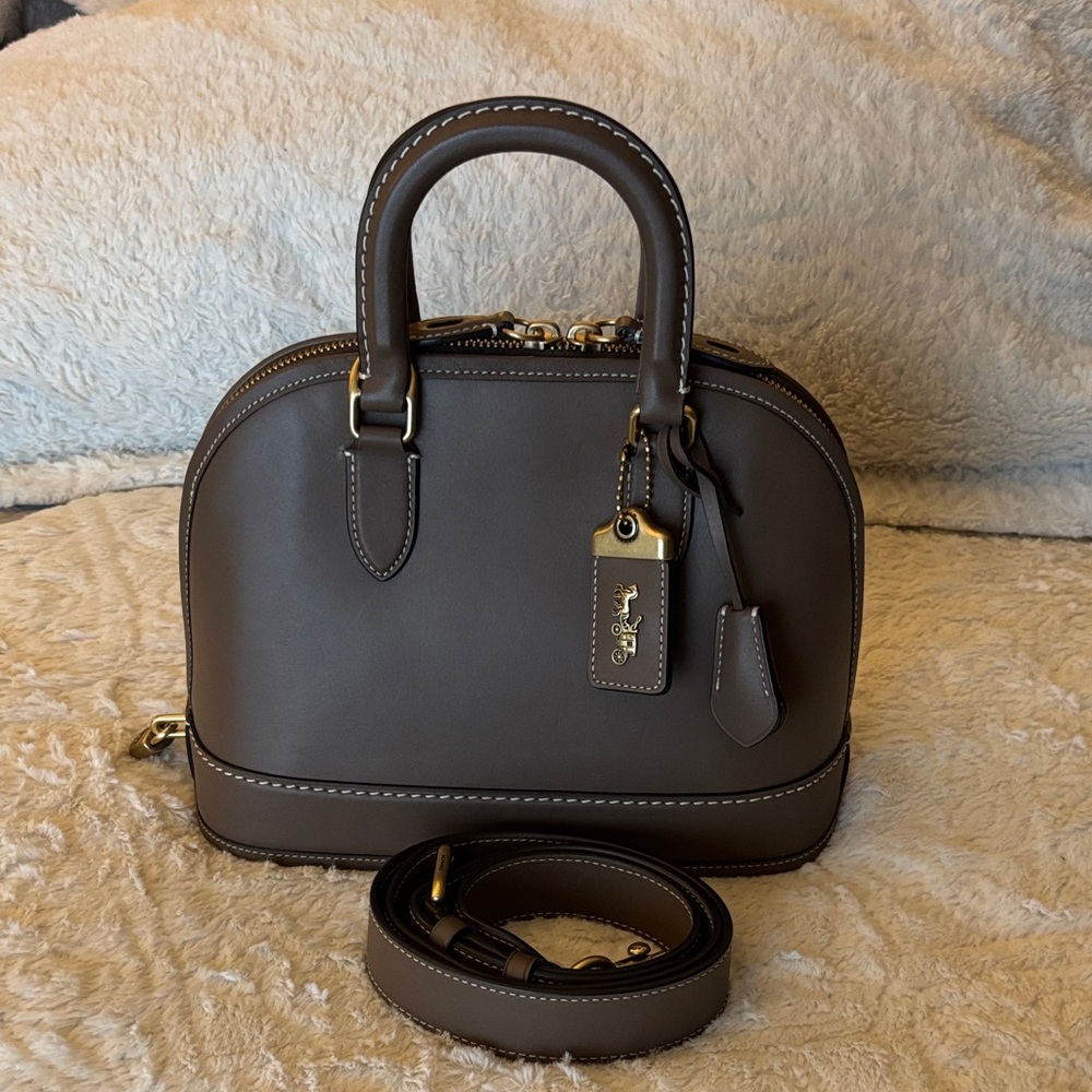 Coach 1941 Revel in Dark Stone/Gold